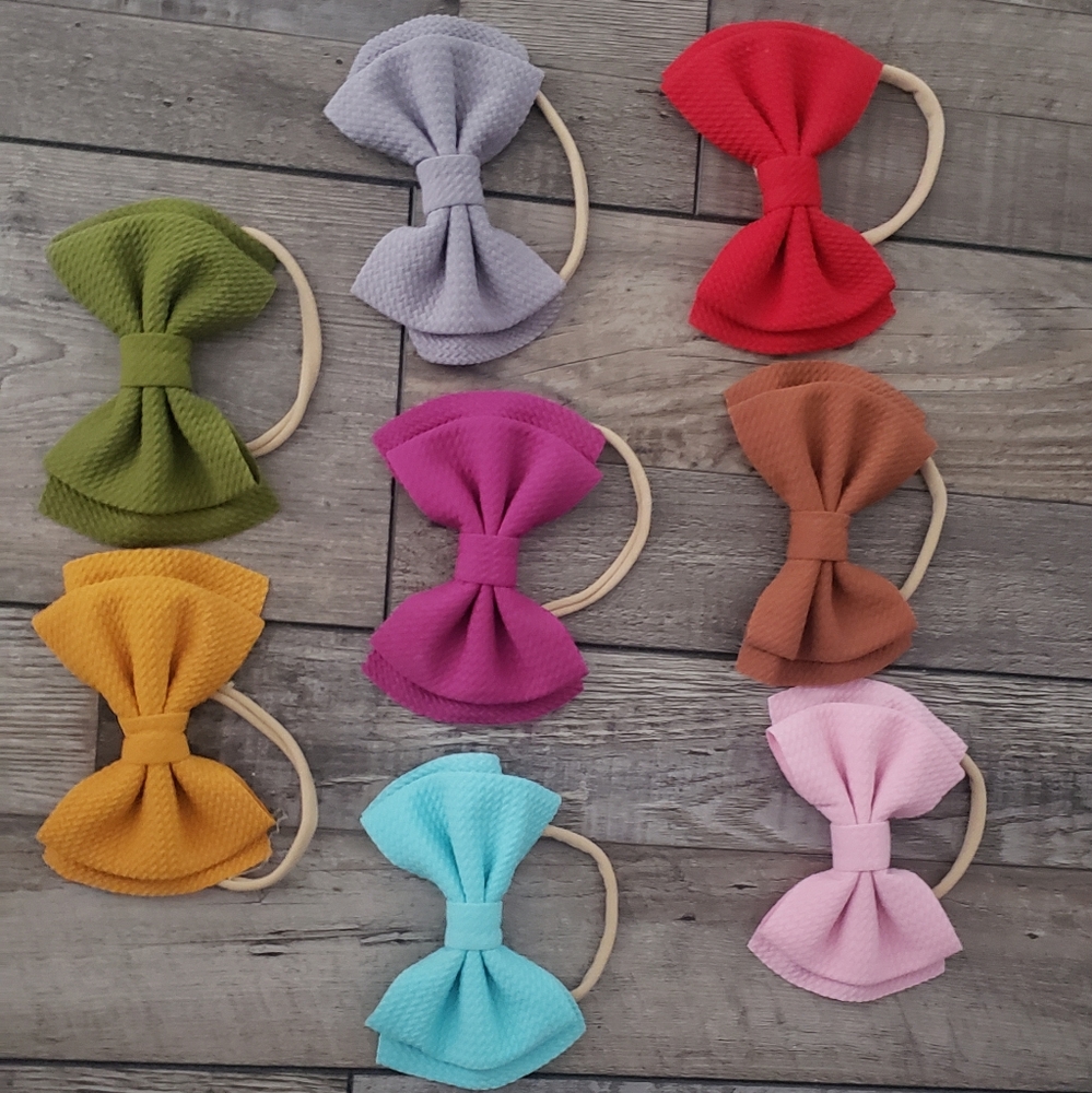 Large bows on nylon